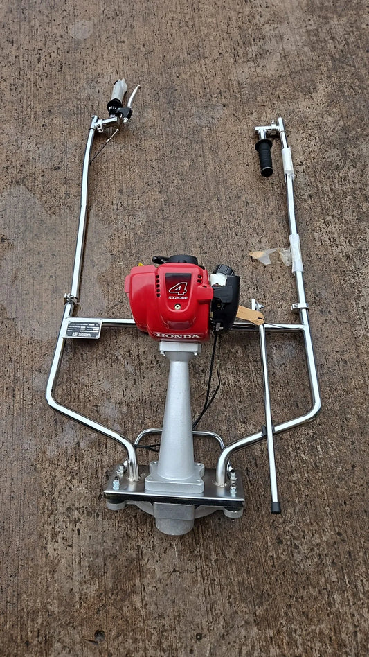 Honda Gx35 Petrol Power Screed *Blade Not Included*